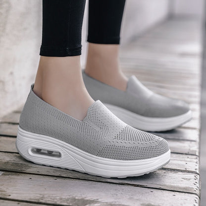 Breathable flying woven shoes with one foot for women's sports shoes, sock mouth casual shoes