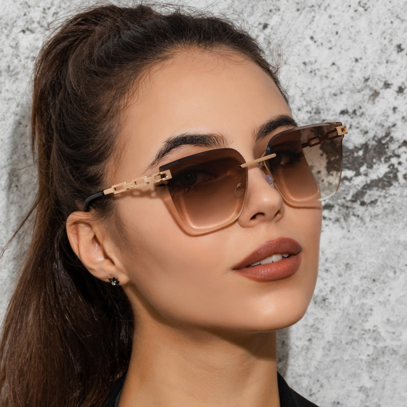 New Fashion Rimless Cut-Edge Sunglasses Men And Women Metal Hollow Gradient Sunglasses Marine Glasses