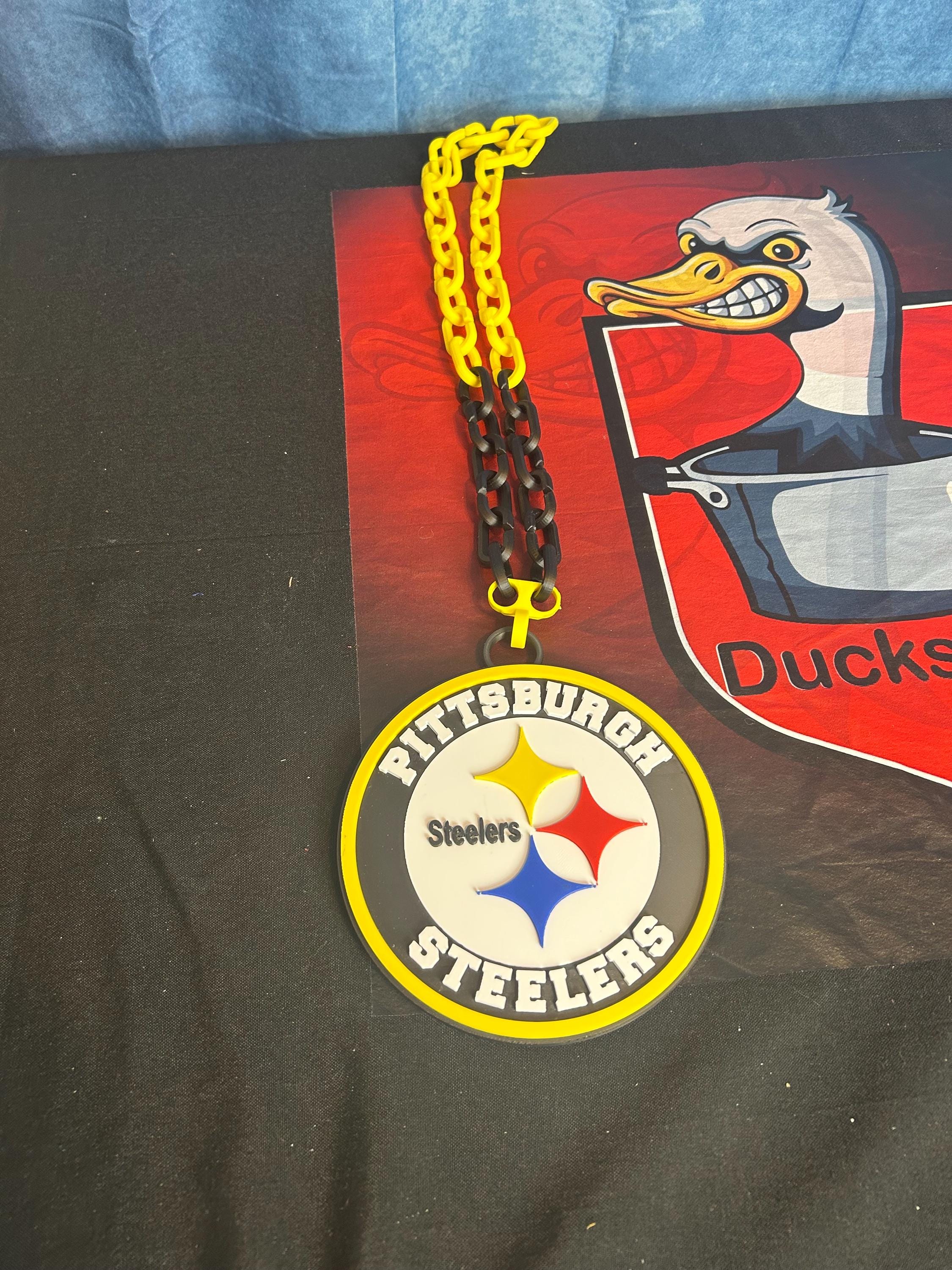 Pittsburgh Steelers 3-D Hype Chain Oversized bold, game day ready
