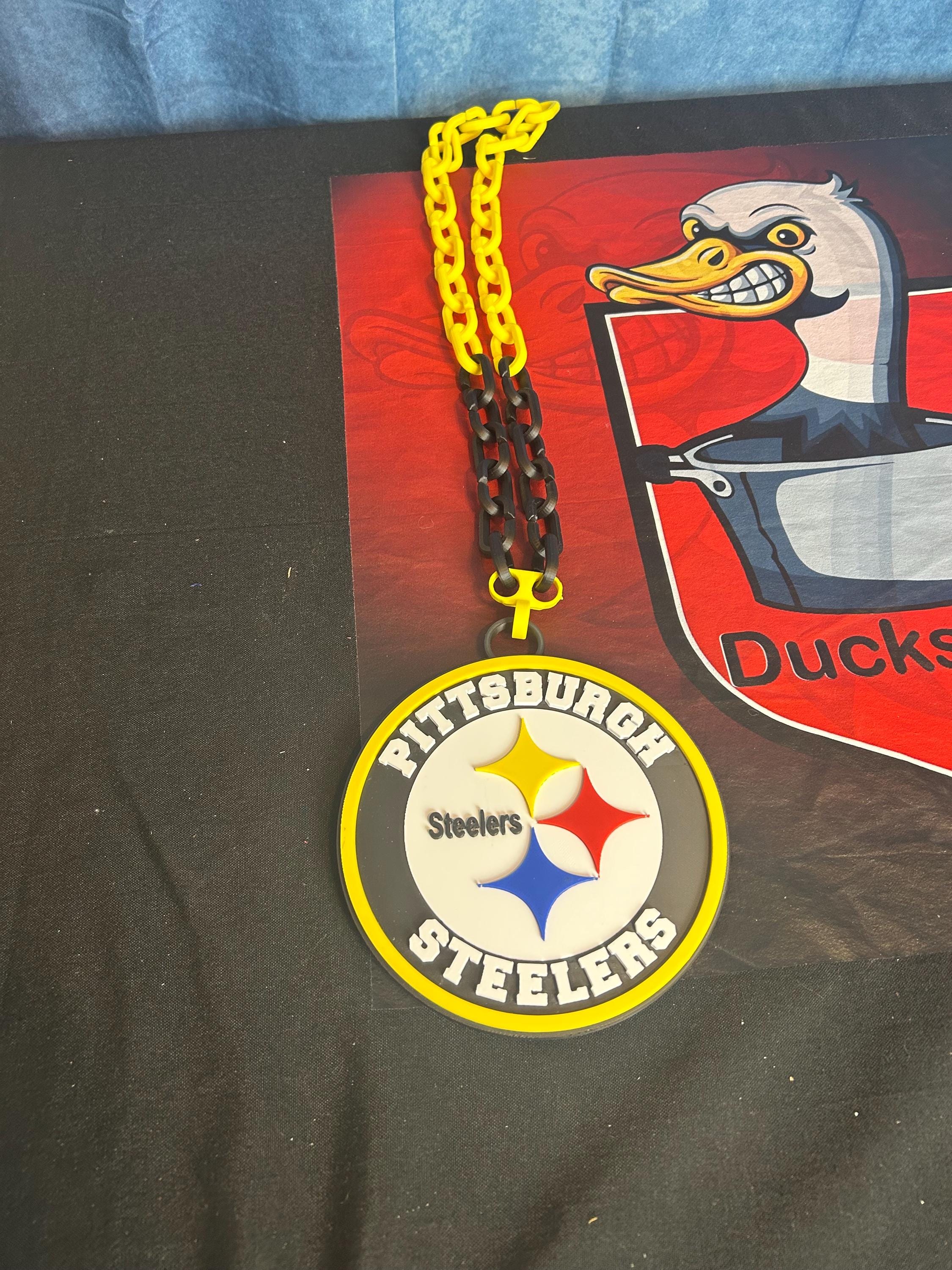 Pittsburgh Steelers 3-D Hype Chain Oversized bold, game day ready